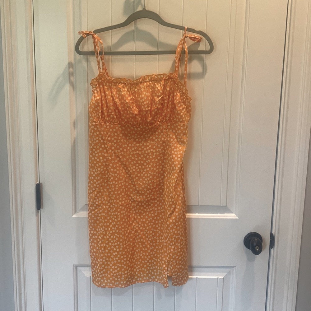 Yellow- orange floral mini dress size large